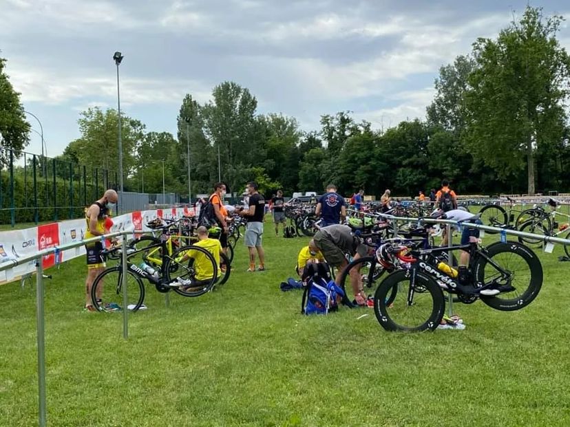 T1 la transizione nuoto bici