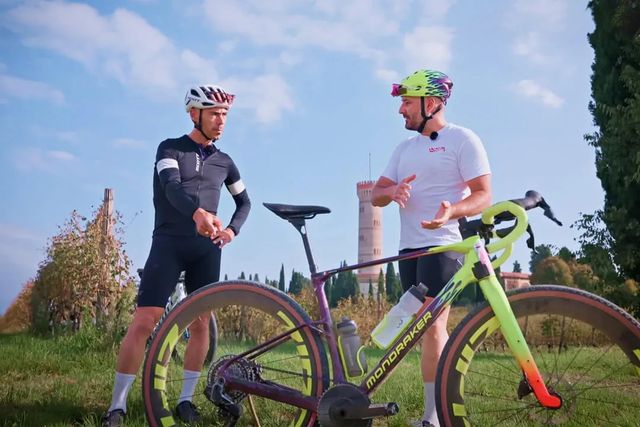 Cosa serve per affrontare un Mondiale Gravel? Preparazione ed emozioni da dentro