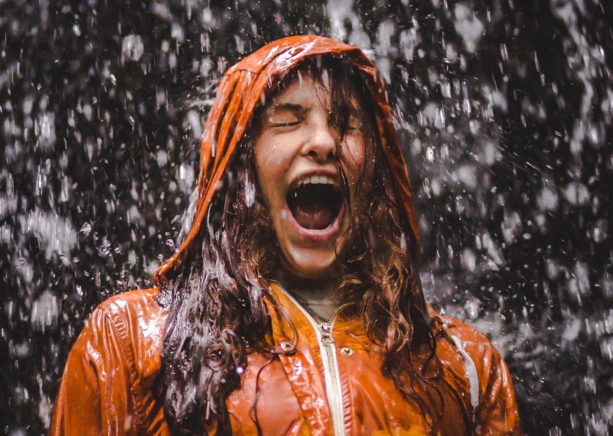 Maratona sotto la pioggia: 10 consigli pratici