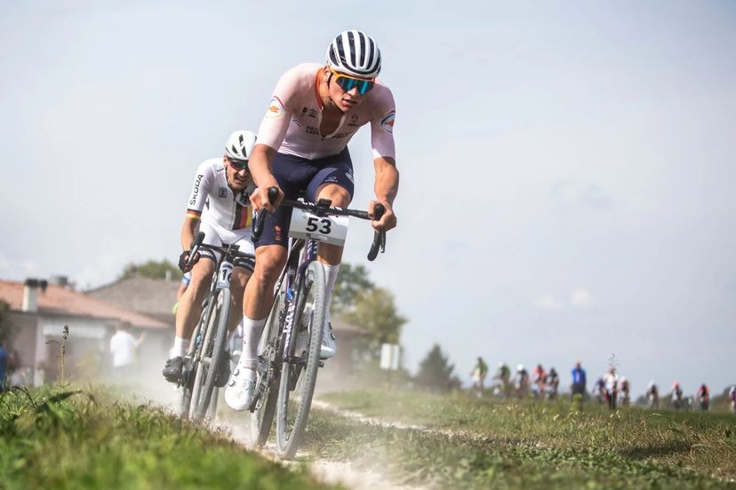 Perché le bici gravel stanno conquistando il ciclismo