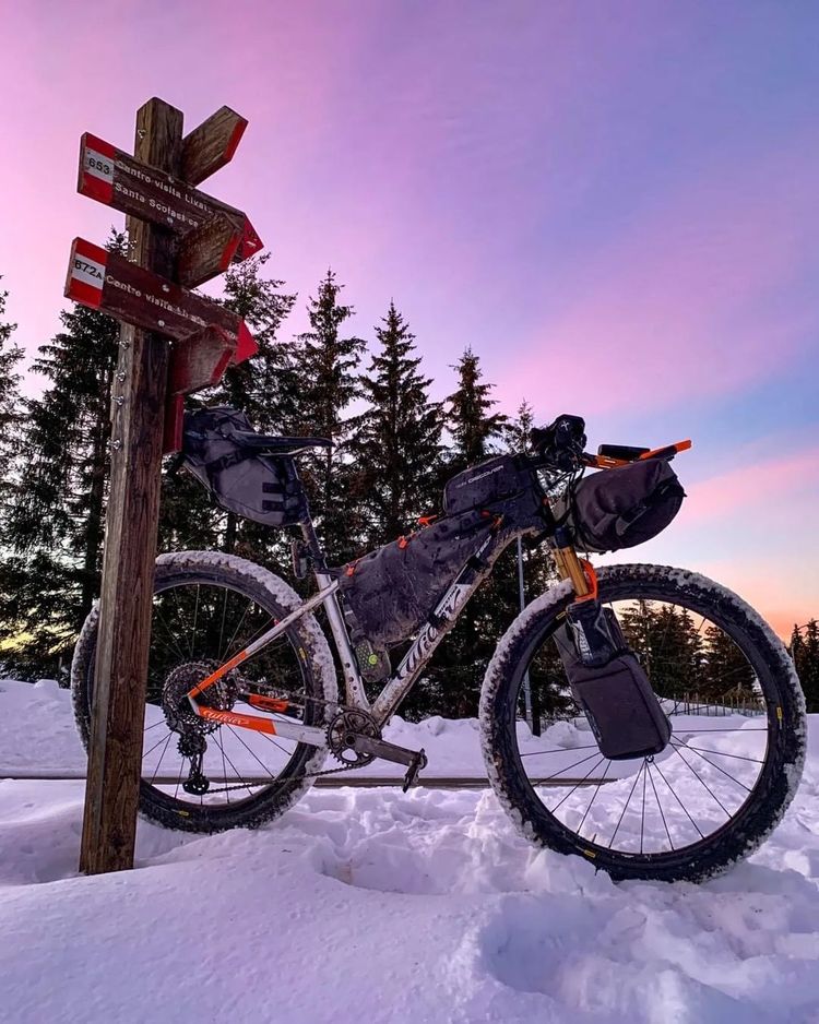 Perché d’inverno si va più piano in bici?