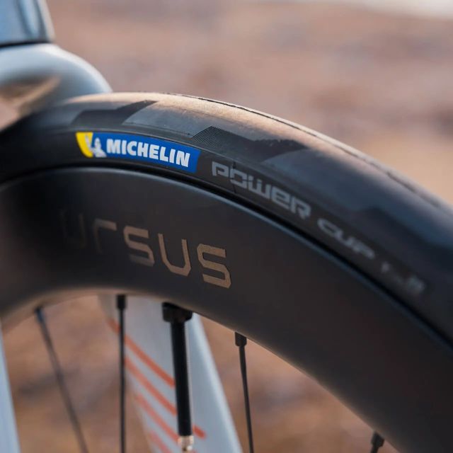 Michelin torna nel World Tour: tecnologia e passione al fianco del Team Picnic PostNL