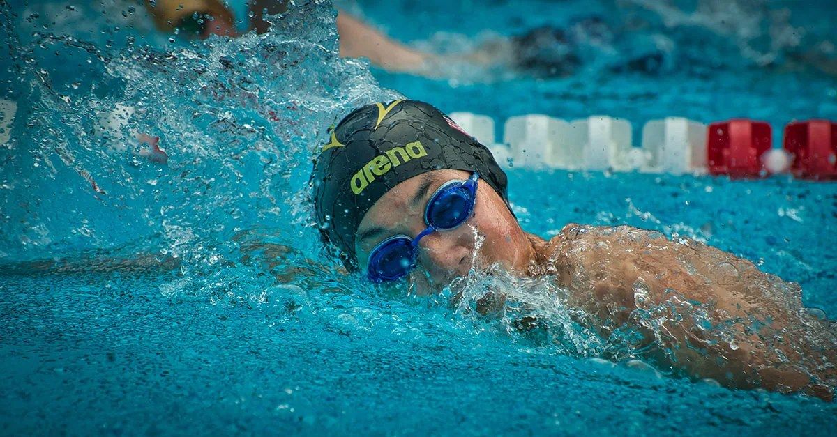 Galateo in piscina: le "regole" del nuoto