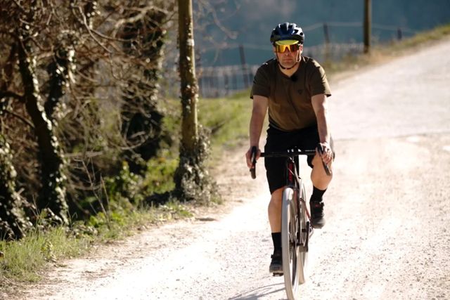 Le 5 differenze tra gravel e bici da corsa