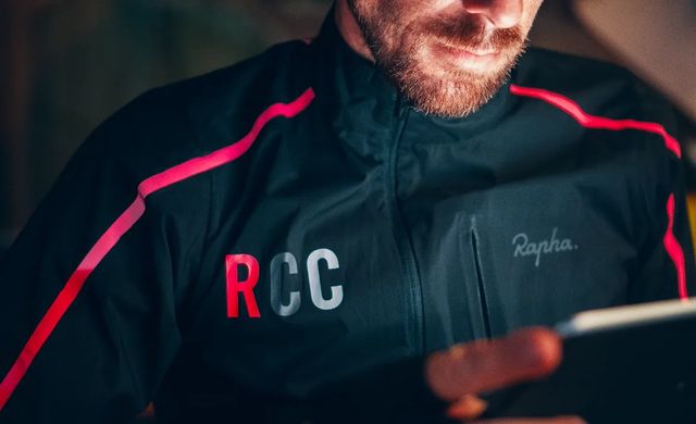 10 consigli per pedalare asciutti e caldi