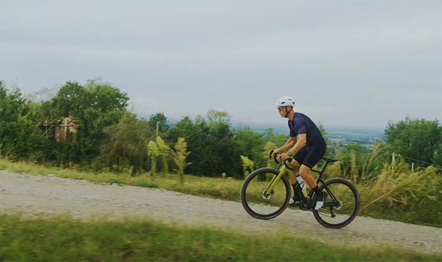 Carboidrati o proteine per le tue uscite gravel?