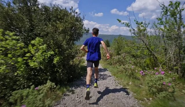3 consigli per dominare le discese nel trail running come un Pro