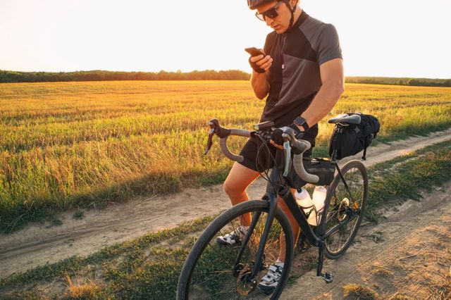 Strava vs Komoot: i software per creare una traccia