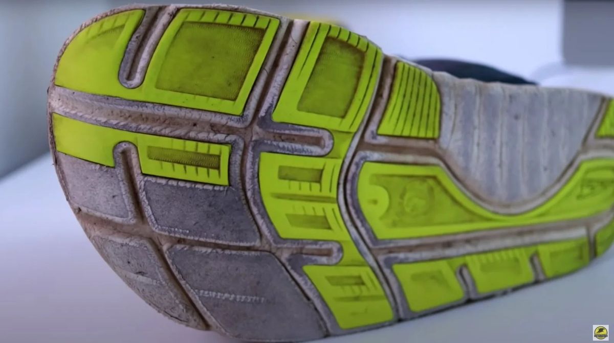 Controlliamo la suola delle nostre scarpe da running
